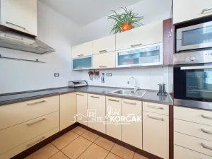 Prodej bytu 3+kk, Blansko, Hybešova, 93 m2