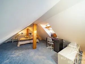 Prodej bytu 3+kk, Holubice, Za Dvorem, 63 m2