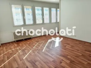 Pronájem bytu 1+kk, Pardubice, Varšavská, 28 m2