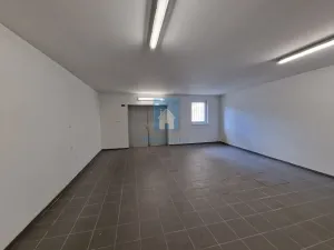 Pronájem skladu, Domažlice, Husova třída, 285 m2