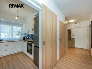 Prodej bytu 3+kk, Praha - Kobylisy, Horňátecká, 78 m2