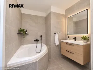 Prodej bytu 3+1, Milovice, Dukelská, 72 m2