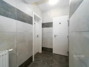 Pronájem obchodního prostoru, Praha - Kobylisy, Čimická, 120 m2