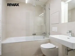 Pronájem bytu 2+kk, Praha - Kamýk, Zimova, 58 m2