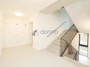 Prodej bytu 1+kk, Praha, Šiklové, 39 m2
