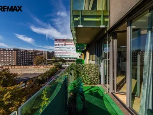 Pronájem bytu 2+kk, Praha - Vršovice, Altajská, 66 m2