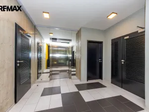 Pronájem bytu 2+kk, Praha - Vršovice, Altajská, 66 m2