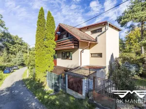 Prodej chaty, Babice, Na Bahýnkách, 121 m2