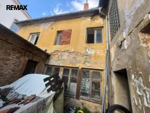 Prodej komerčního pozemku, Uherský Ostroh, 1105 m2