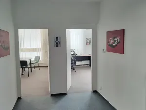 Pronájem kanceláře, Pardubice, Milheimova, 141 m2