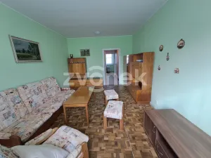 Pronájem bytu 1+1, Zlín, U Trojáku, 35 m2