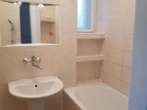 Pronájem bytu 1+1, Praha - Vinohrady, Kouřimská, 44 m2