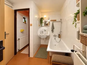 Prodej rodinného domu, Zlín - Kostelec, Květná, 220 m2