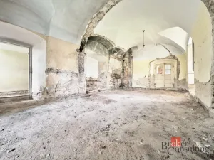 Prodej historického objektu, Jesenice, Plzeňská, 430 m2