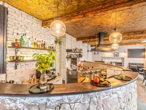 Pronájem restaurace, Praha - Bubeneč, Čs. armády, 133 m2