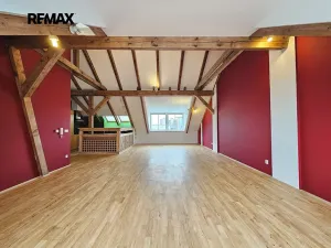 Pronájem atypického bytu, Praha - Vršovice, Čeljabinská, 110 m2