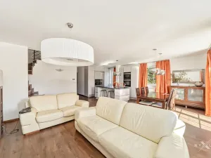 Prodej rodinného domu, Větrušice, Skalní, 158 m2