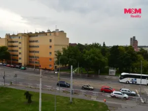 Pronájem bytu 2+1, Praha - Vysočany, Pod pekárnami, 61 m2
