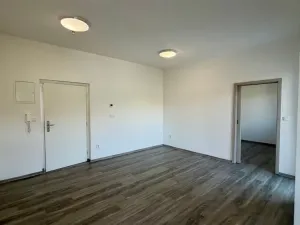 Pronájem bytu 2+kk, Cheb, Osvobození, 50 m2