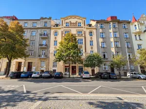 Pronájem bytu 2+kk, Praha - Bubeneč, Bubenečská, 60 m2