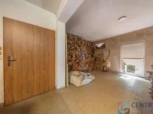 Prodej výrobních prostor, Veselá, 265 m2