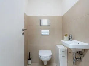 Pronájem bytu 3+kk, Praha - Vysočany, Strnadových, 89 m2