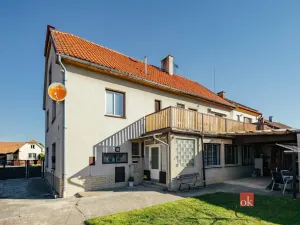 Prodej rodinného domu, Běrunice, Hlavní, 220 m2