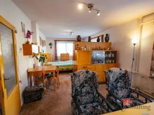 Prodej rodinného domu, Běrunice, Hlavní, 220 m2