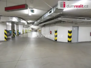 Pronájem garáže, Praha - Kunratice, V Zeleném údolí, 13 m2