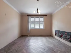 Prodej bytu 3+1, Praha - Bubeneč, N. A. Někrasova, 84 m2