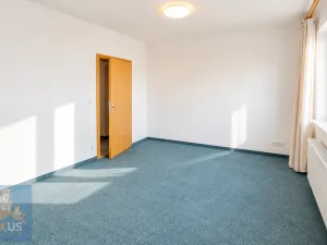 Pronájem bytu 2+kk, Praha - Strašnice, Názovská, 63 m2