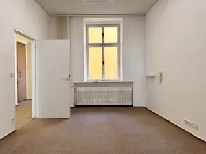 Pronájem kanceláře, Plzeň, Veleslavínova, 112 m2