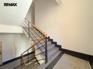 Pronájem bytu 2+kk, Praha - Vršovice, Košická, 46 m2
