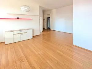 Pronájem bytu 2+kk, Pardubice, K Višňovce, 50 m2