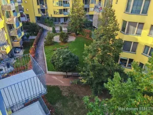Pronájem bytu 2+kk, Praha - Žižkov, Jeseniova, 58 m2
