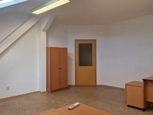 Pronájem kanceláře, Plzeň, Na Roudné, 56 m2