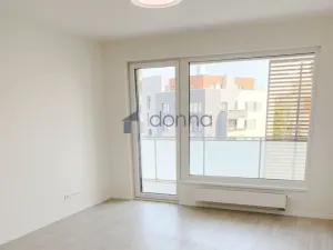 Pronájem bytu 2+kk, Praha, U plynárny, 56 m2