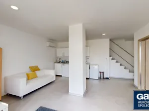 Prodej výrobních prostor, Tavíkovice, 2774 m2