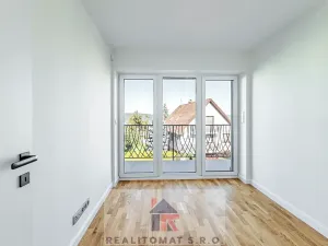 Pronájem bytu 4+kk, Praha - Komořany, Pod lesem, 343 m2