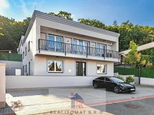 Prodej bytu 4+kk, Praha - Komořany, Pod lesem, 266 m2