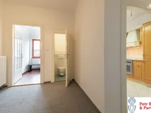 Pronájem bytu 3+1, Rakovník, Husovo náměstí, 95 m2