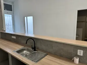 Pronájem obchodního prostoru, Děčín, Prokopa Holého, 72 m2