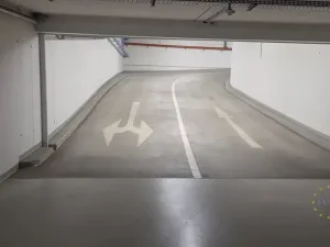 Pronájem garáže, Praha - Libeň, Kurta Konráda, 15 m2