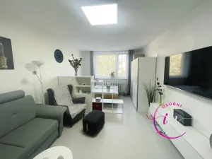 Pronájem bytu 3+1, Jihlava, Březinova, 72 m2