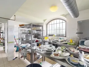 Dražba restaurace, Praha - Holešovice, Jankovcova, 1096 m2