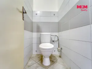 Prodej obchodního prostoru, Hradec Králové - Svinary, Podhůrská, 633 m2