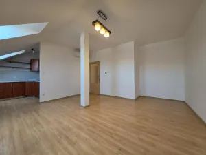 Pronájem bytu 2+kk, Plzeň, Malická, 61 m2