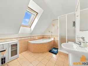 Prodej rodinného domu, Tatobity, 180 m2