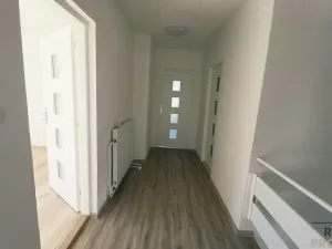 Pronájem bytu 2+1, Komorní Lhotka, 60 m2