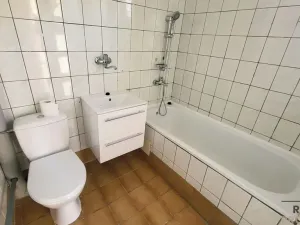Pronájem bytu 2+1, Komorní Lhotka, 60 m2